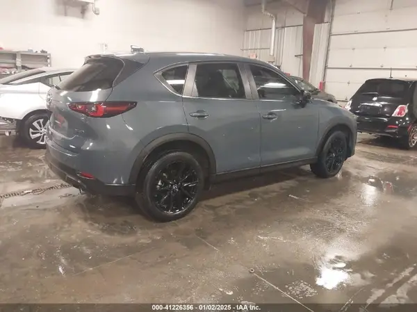2022 MAZDA CX-5 IAAI lot 41226356 auction photo 4