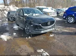 JM3KFBDLXH0120852 2017 MAZDA CX-5