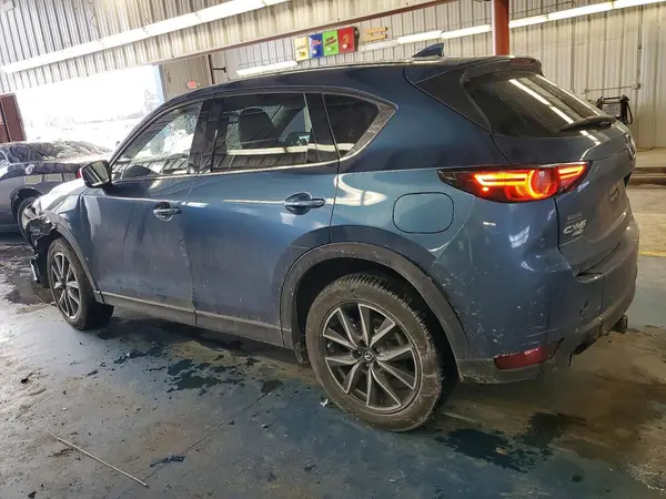 JM3KFBDM0J0320136 2018 MAZDA CX-5 - Image 2