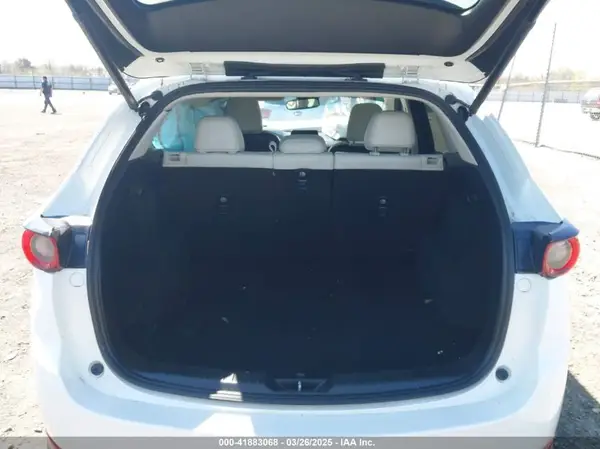 JM3KFBDM0J0404635 2018 MAZDA CX-5 - Image 8