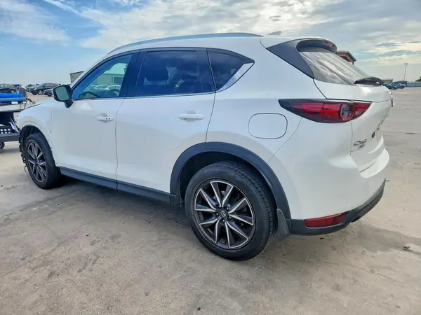 JM3KFBDM2J0428256 2018 MAZDA CX-5 - Image 2