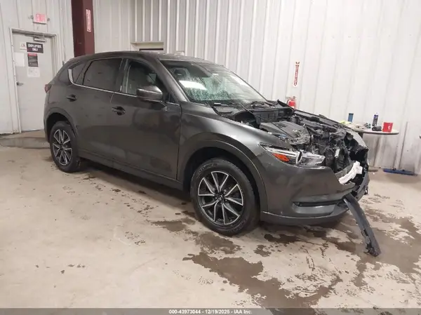 JM3KFBDM3J0317831 2018 MAZDA CX-5 - Image 1