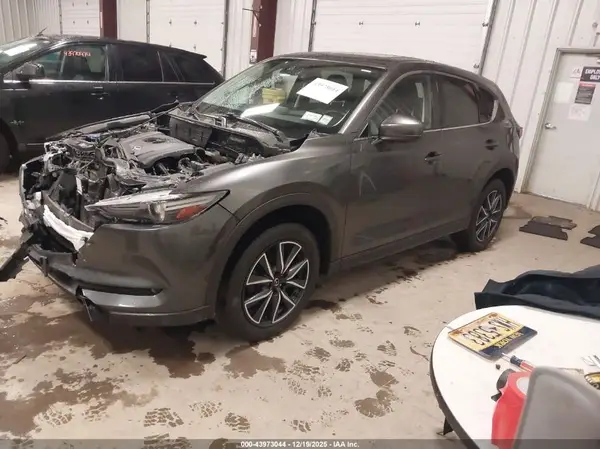 JM3KFBDM3J0317831 2018 MAZDA CX-5 - Image 2