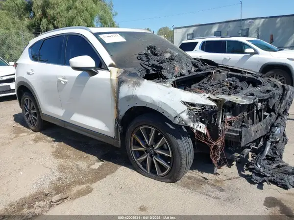 JM3KFBDM7J0390197 2018 MAZDA CX-5 - Image 1