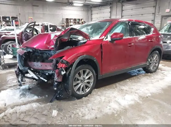 JM3KFBDM9K0503035 2019 MAZDA CX-5 - Image 2