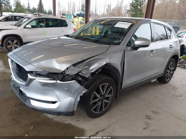 JM3KFBDMXJ0329233 2018 MAZDA CX-5 - Image 2