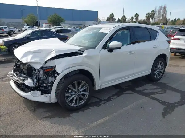 JM3KFBEM2S0731943 2025 MAZDA CX-5 - Image 2