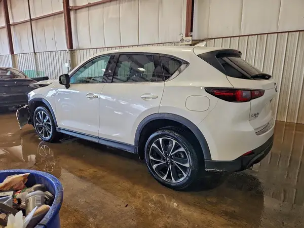 JM3KFBEM6N1609374 2022 MAZDA CX-5 - Image 2