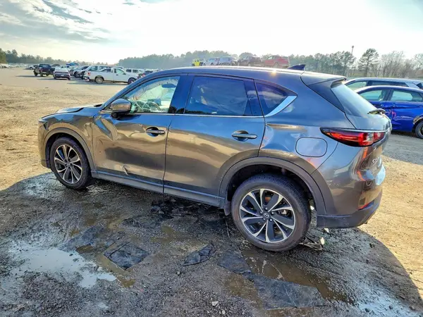 JM3KFBEM9N1582946 2022 MAZDA CX-5 - Image 2