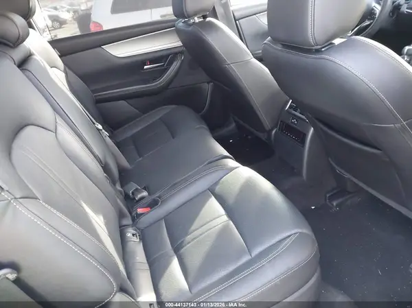 JM3KK1HC2R1116029 2024 MAZDA CX-90 - Image 8