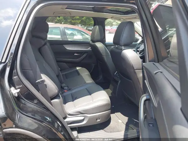 JM3KK1HC5R1141474 2024 MAZDA CX-90 - Image 8