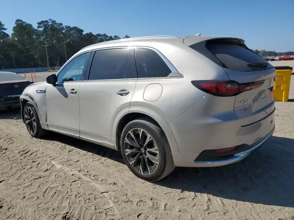 JM3KK1HC9R1139811 2024 MAZDA CX-90 - Image 2