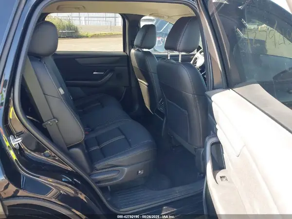 JM3KKAHD4R1144892 2024 MAZDA CX-90 - Image 8