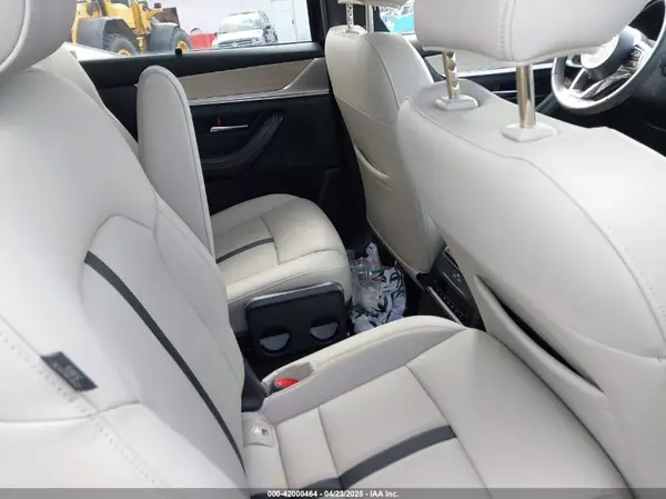 JM3KKBHA5R1158229 2024 MAZDA CX-90 - Image 8