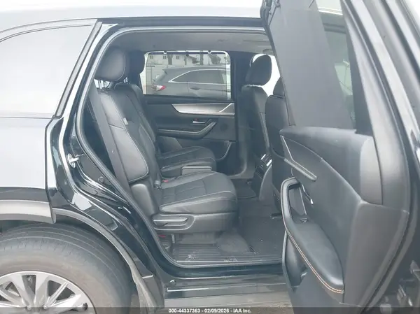 JM3KKBHA5R1160238 2024 MAZDA CX-90 - Image 8