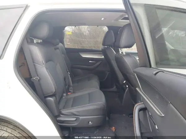 JM3KKBHA6S1237091 2025 MAZDA CX-90 - Image 8