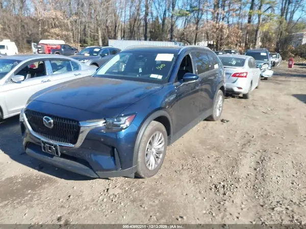 JM3KKBHA8R1148729 2024 MAZDA CX-90 - Image 2