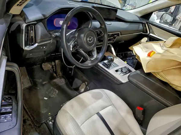 JM3KKBHA9R1152093 2024 MAZDA CX-90 - Image 8