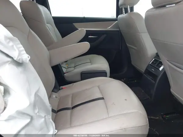 JM3KKBHD1R1130860 2024 MAZDA CX-90 - Image 8