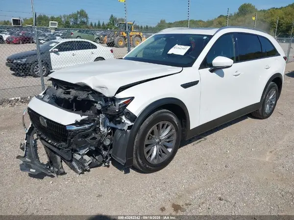 JM3KKBHD1R1136545 2024 MAZDA CX-90 - Image 2
