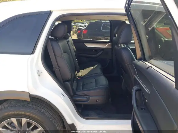 JM3KKBHD1R1136545 2024 MAZDA CX-90 - Image 8