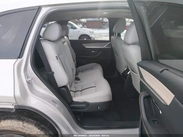 JM3KKBHD3R1185441 2024 MAZDA CX-90 - Image 8