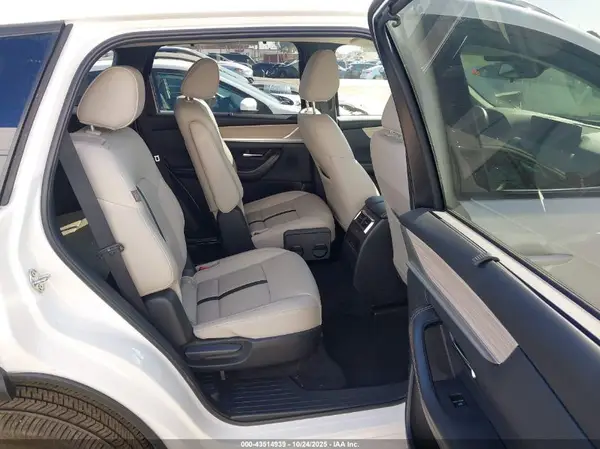 JM3KKBHD3S1208285 2025 MAZDA CX-90 - Image 8