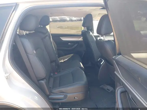 JM3KKBHD4S1219943 2025 MAZDA CX-90 - Image 8