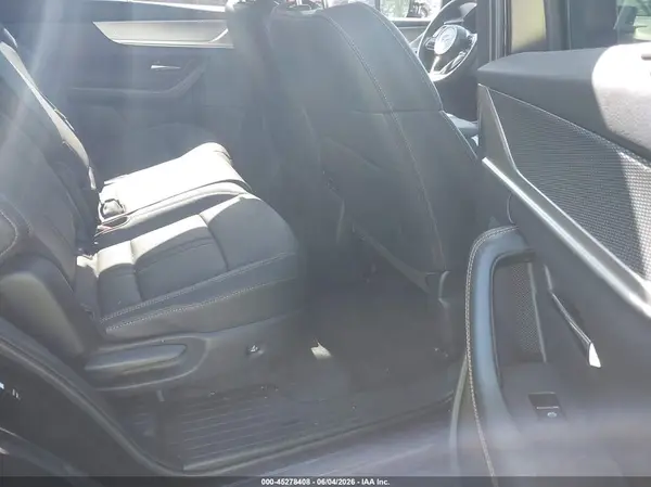 JM3KKBHD4T1368693 2026 MAZDA CX-90 - Image 8