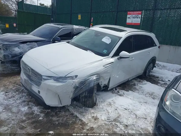 JM3KKBHD5S1232569 2025 MAZDA CX-90 - Image 2