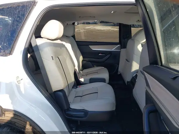 JM3KKBHD5S1232569 2025 MAZDA CX-90 - Image 8