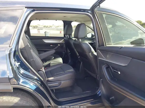 JM3KKBHD7R1172871 2024 MAZDA CX-90 - Image 8