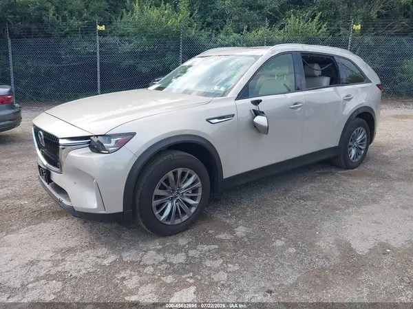 JM3KKBHD9S1228086 2025 MAZDA CX-90 - Image 2
