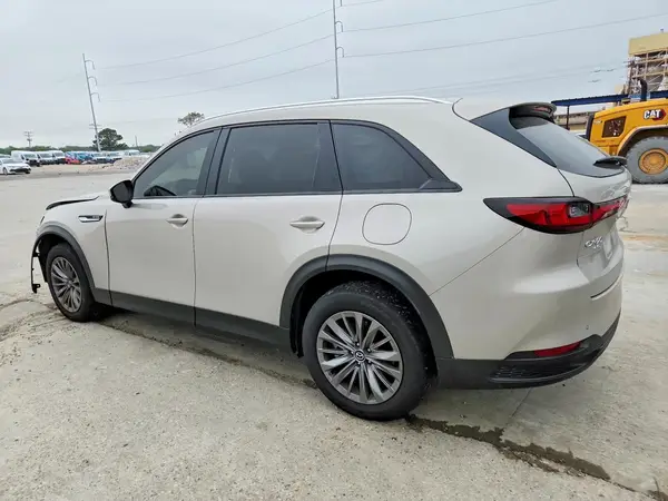 JM3KKBHD9S1228962 2025 MAZDA CX-90 - Image 2