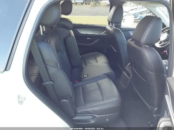 JM3KKCHD0R1105213 2024 MAZDA CX-90 - Image 8