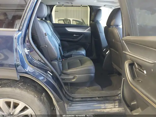 JM3KKCHD0R1107544 2024 MAZDA CX-90 - Image 8
