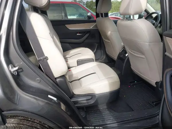JM3KKCHD7R1114085 2024 MAZDA CX-90 - Image 8