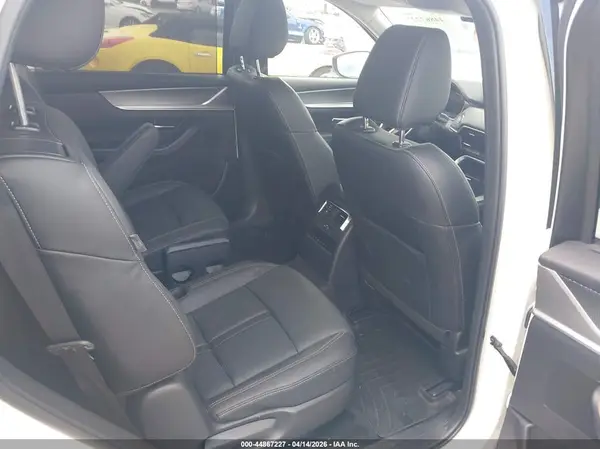 JM3KKDHA2R1151444 2024 MAZDA CX-90 - Image 8