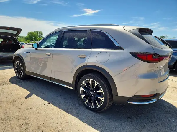 JM3KKDHA3R1141571 2024 MAZDA CX-90 - Image 2