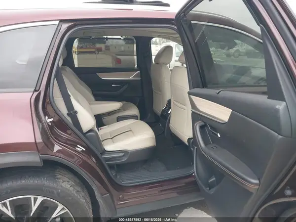 JM3KKDHA4R1108594 2024 MAZDA CX-90 - Image 8
