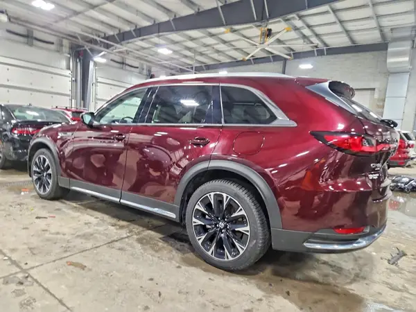 JM3KKDHA9R1111216 2024 MAZDA CX-90 - Image 2