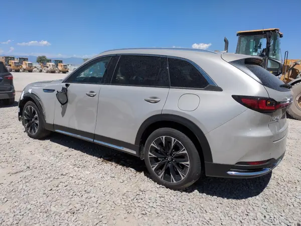 JM3KKDHAXR1122757 2024 MAZDA CX-90 - Image 2