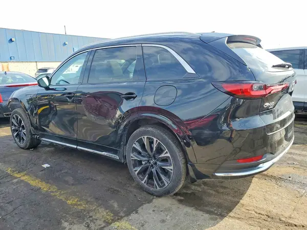 JM3KKDHC1R1174604 2024 MAZDA CX-90 - Image 2
