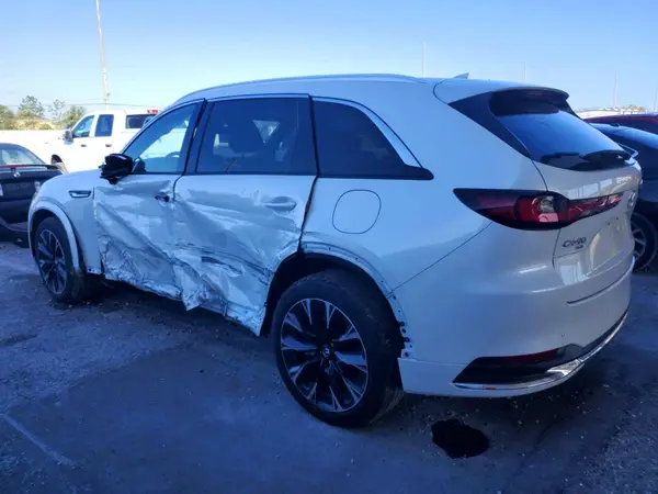 JM3KKDHC1S1206134 2025 MAZDA CX-90 - Image 2