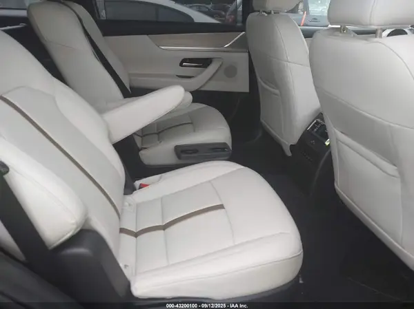 JM3KKDHC2R1128358 2024 MAZDA CX-90 - Image 8