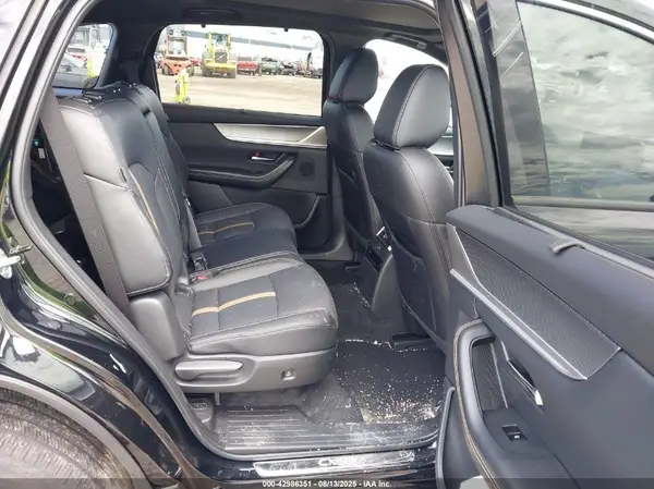 JM3KKDHC6S1223012 2025 MAZDA CX-90 - Image 8