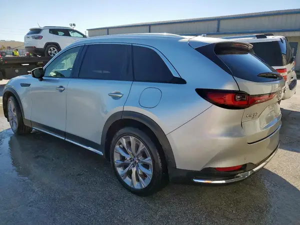 JM3KKDHD1R1162557 2024 MAZDA CX-90 - Image 2