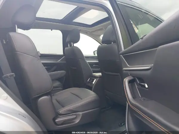 JM3KKDHD3R1161877 2024 MAZDA CX-90 - Image 8