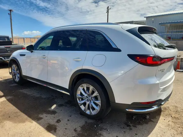 JM3KKDHD5R1140884 2024 MAZDA CX-90 - Image 2