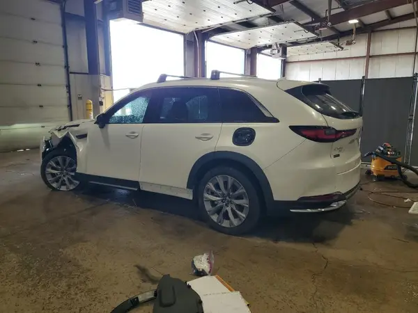JM3KKDHD8R1184233 2024 MAZDA CX-90 - Image 2
